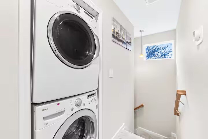 Building Photo - Room in Townhome on Kings Mountain St