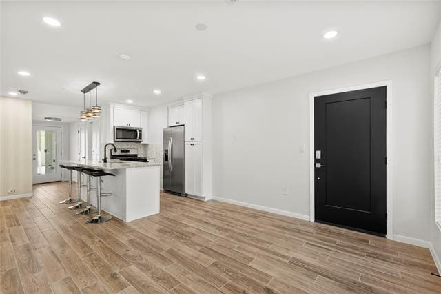 Building Photo - 4518 Roland Ave