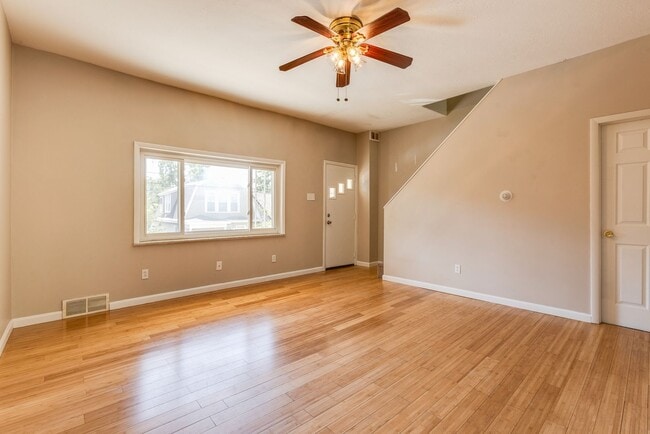 Building Photo - 224 Seward St