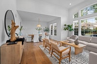 Building Photo - 12076 SE Deerfield Dr