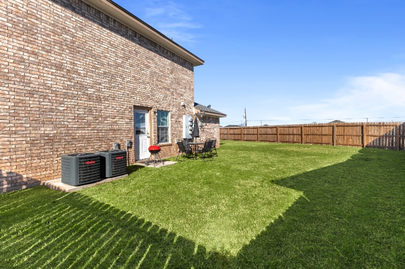 Building Photo - 2803 Vernice Loop