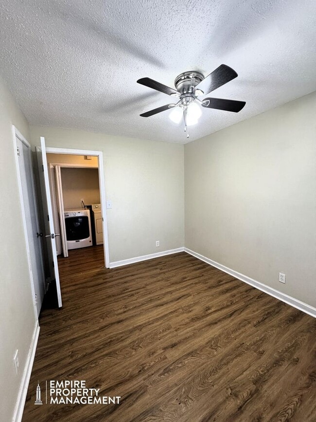 Building Photo - Available For Immediate Move-In!