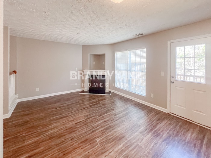 Building Photo - 3110 Bonnes Dr