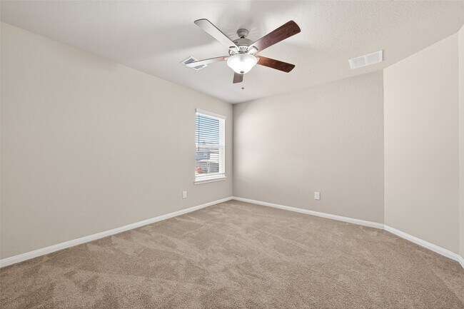 Building Photo - 5739 Manning Crk Trl