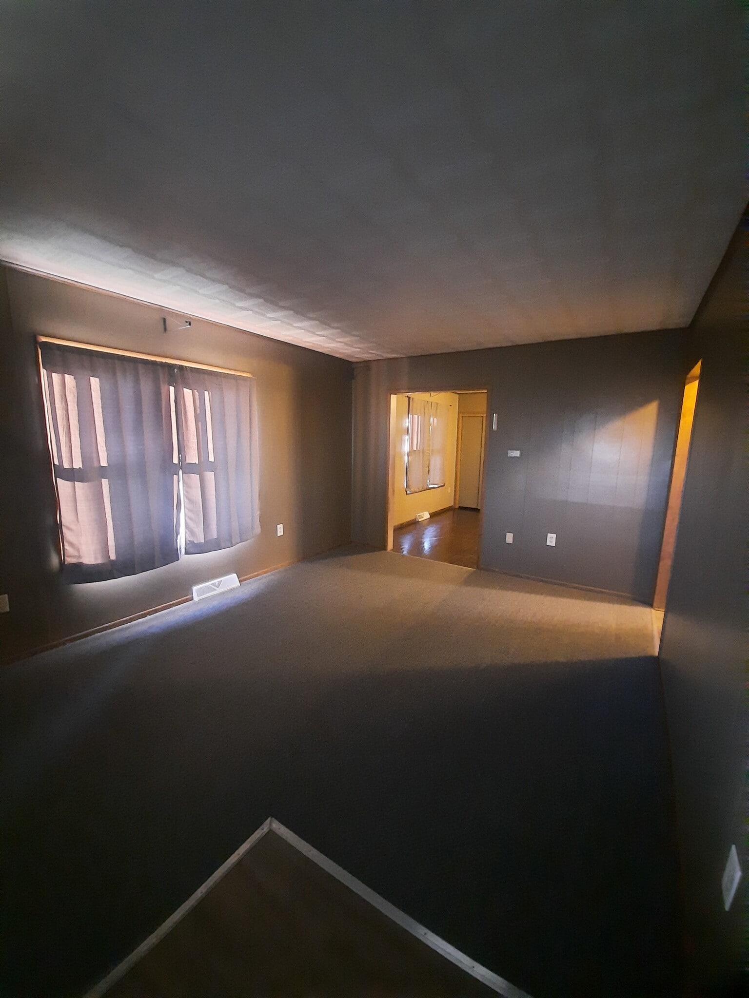 Living room - 608 W Church St