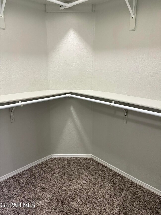 Building Photo - 14077 Tierra Delfin Dr