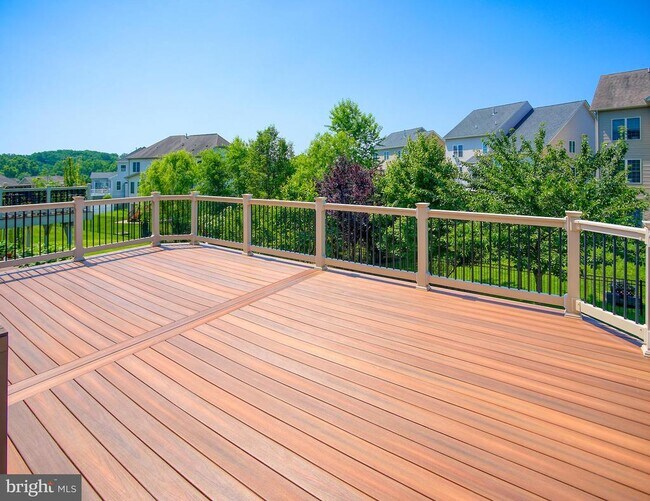 Building Photo - 13336 Redspire Dr