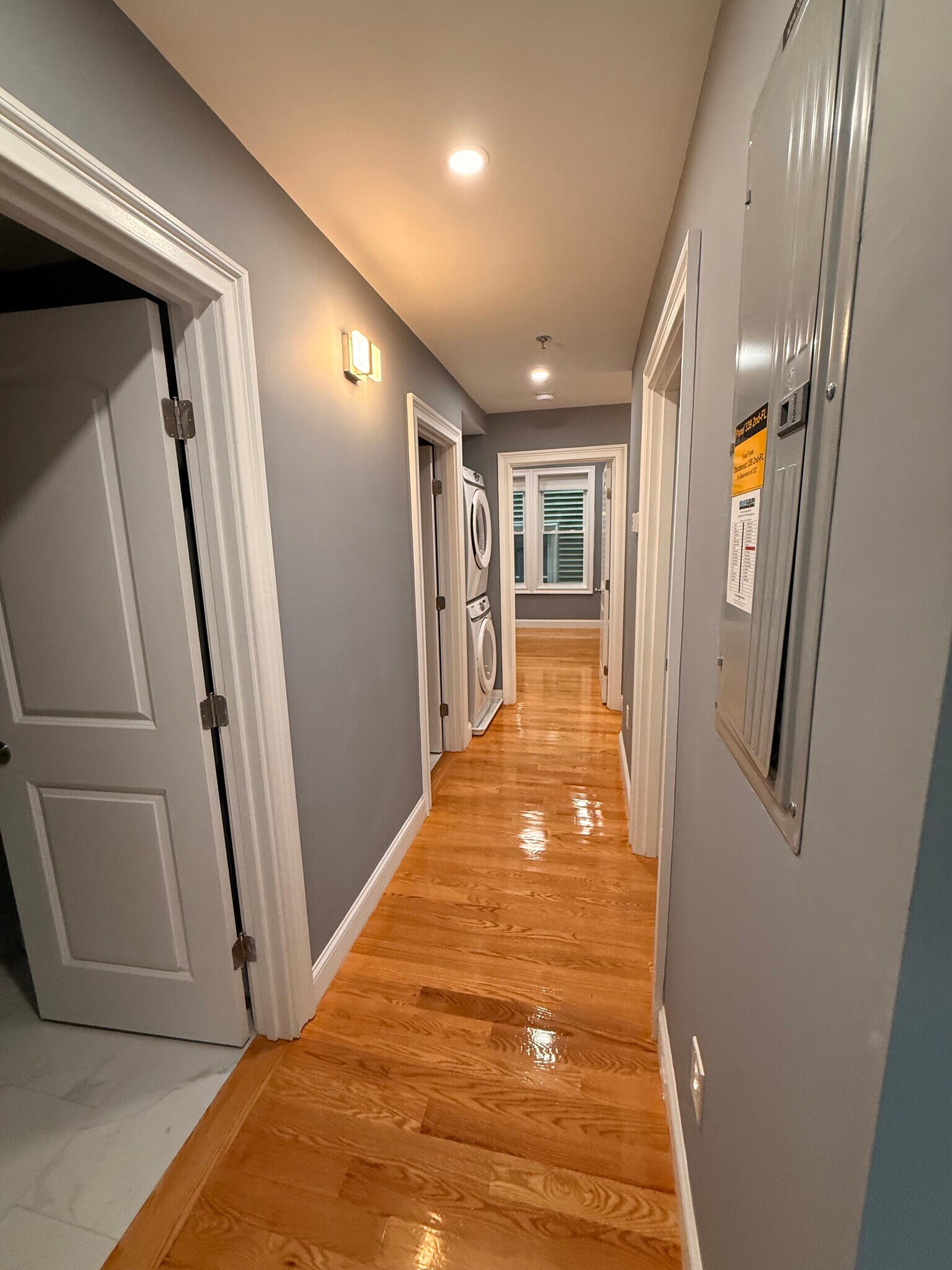 Building Photo - 337 Cambridge St