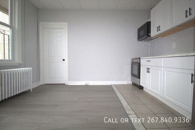 Building Photo - 1682 Harrison St