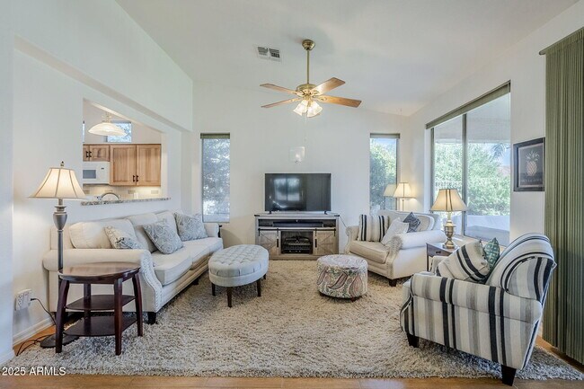 Building Photo - 4269 E Cassia Ln