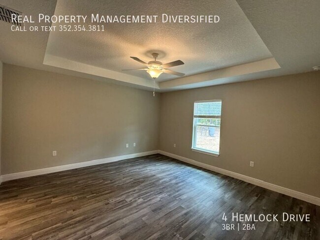 Building Photo - 4 Hemlock Dr