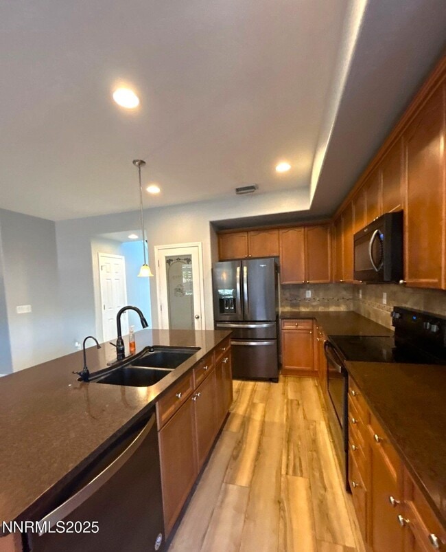 Building Photo - 2065 Long Hollow Dr