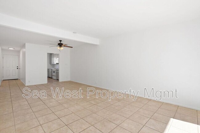 Building Photo - 820 Encinitas Blvd