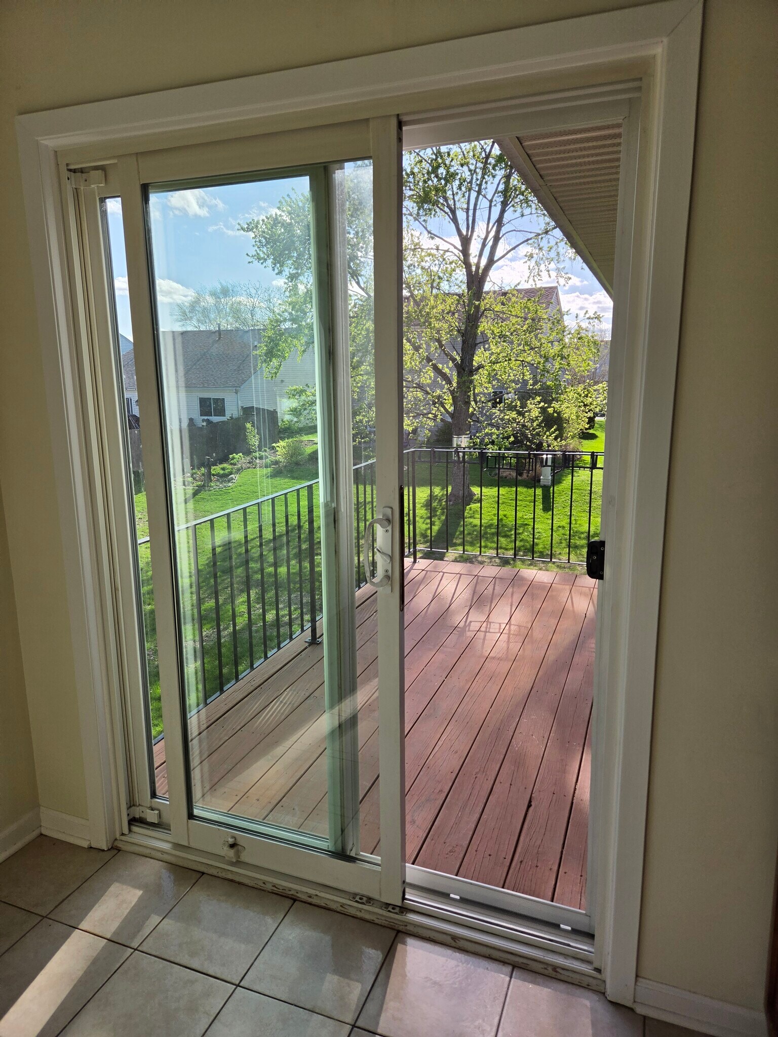 Building Photo - 7030 Park Lane Ct