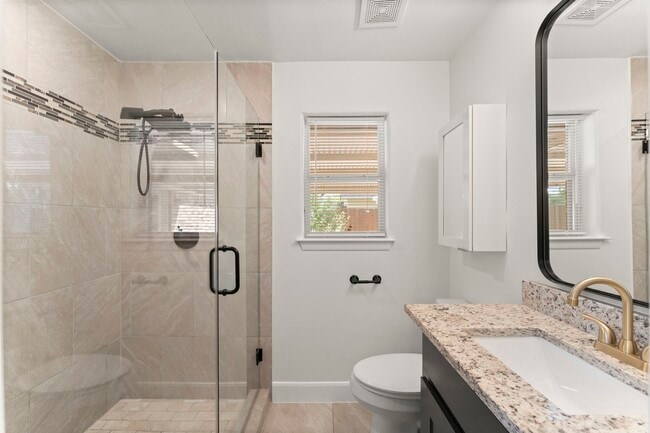 Building Photo - 4135 Hill Oak Dr