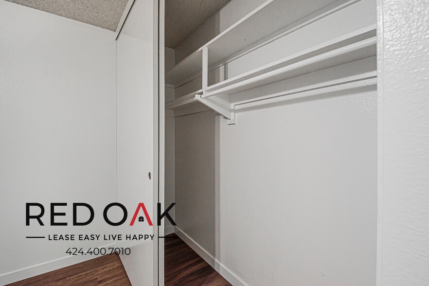 Building Photo - 5107 Passons Blvd