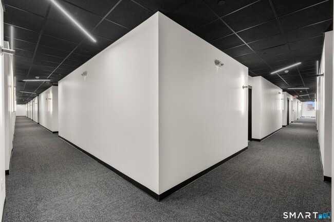 Building Photo - 480 Myrtle St