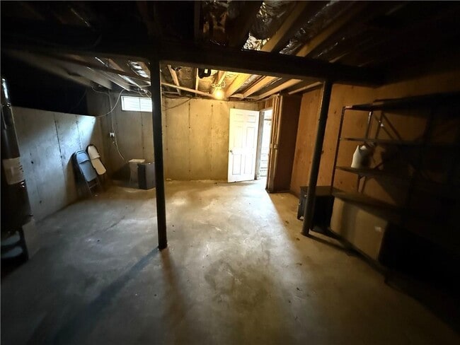 Building Photo - 28 Ethel Dr