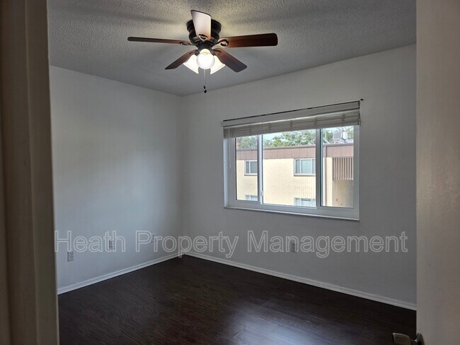 Building Photo - 605 N Keene Rd