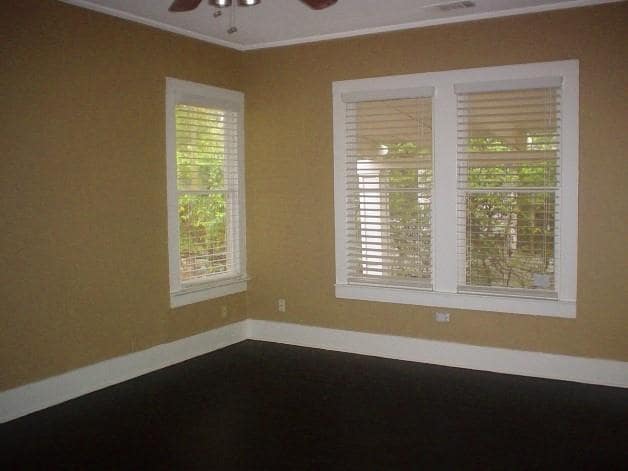 Building Photo - 218 N Windomere Ave