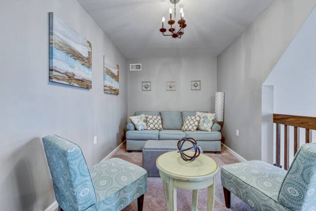 Building Photo - 1442 Arrowhead Dr