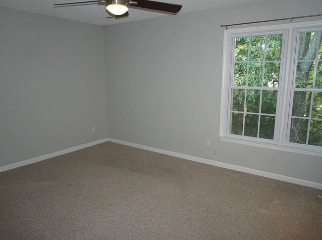 Building Photo - 7405 Ashbury Ct