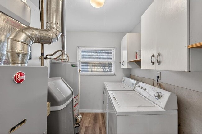 Building Photo - 2301 Perkins Ave