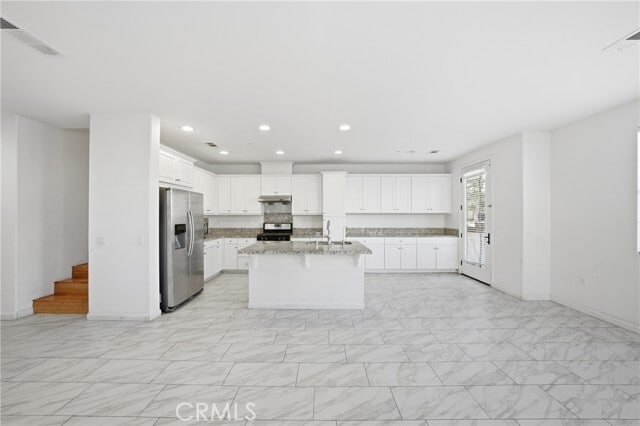 Building Photo - 2830 E Via Fiano