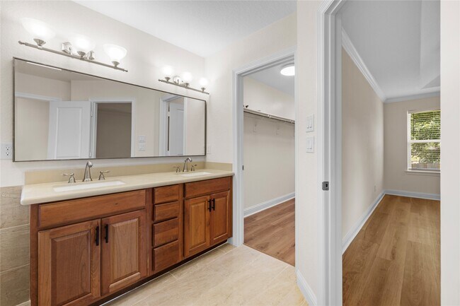 Building Photo - 7214 Deep Forest Dr