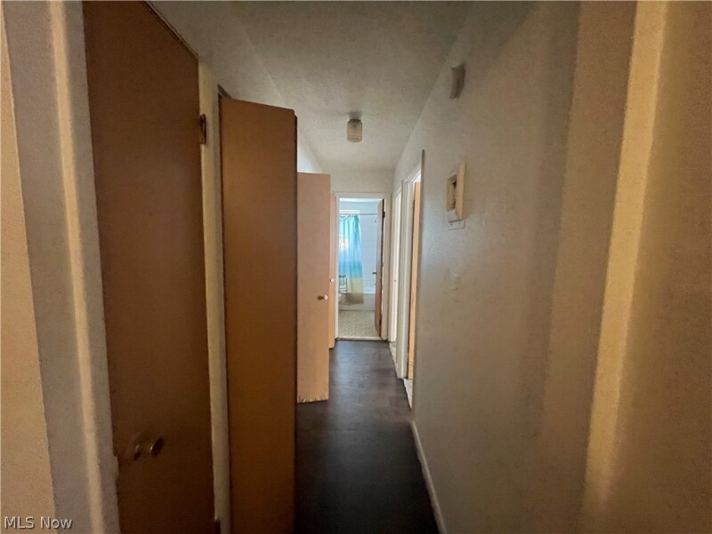 Building Photo - 1867 N Taylor Rd