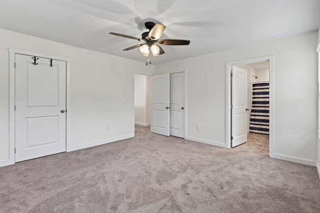 Building Photo - 136 S Blissful Mdws Dr