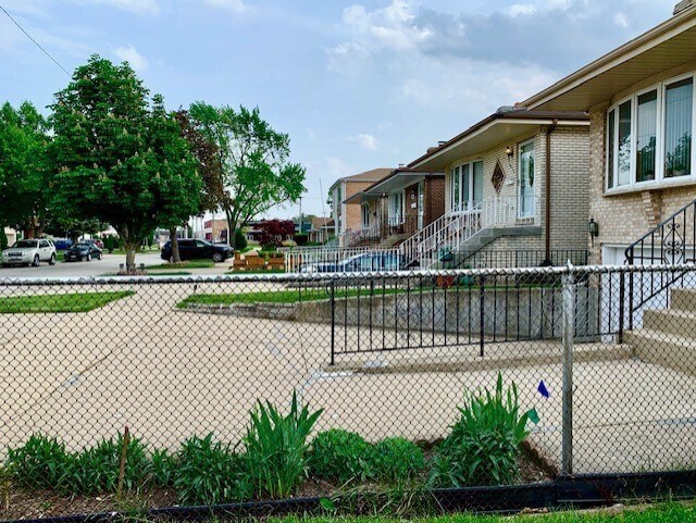 Building Photo - 4032 Wesley Ter