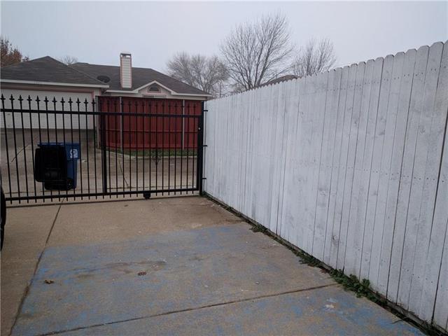 Building Photo - 1358 Meadow Creek Dr