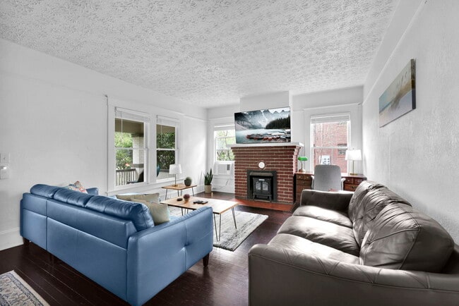 Building Photo - 2678 Post St