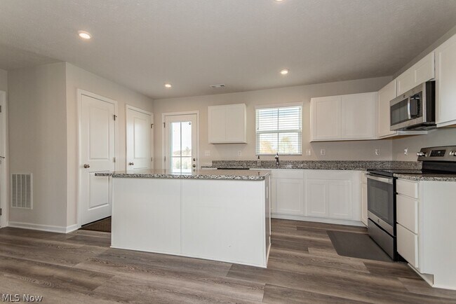 Building Photo - 578 Cherrywood Ln