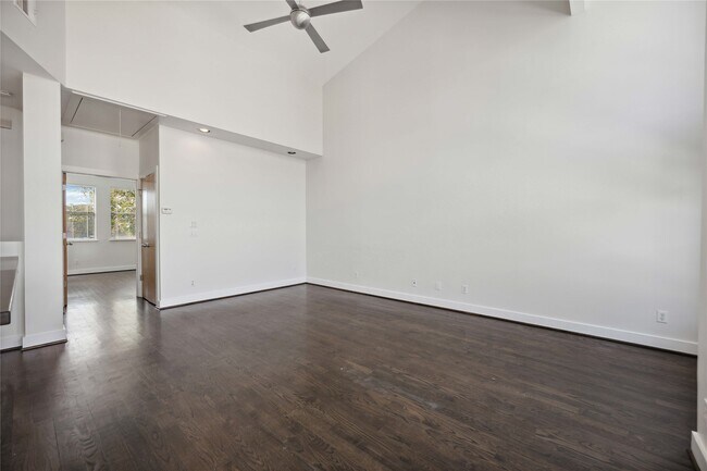 Building Photo - 1023 Bonner St