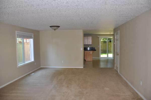 Building Photo - 16316 NE 43rd Way