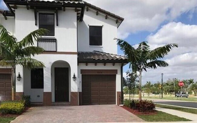 Primary Photo - 8878 NW 103rd Ave