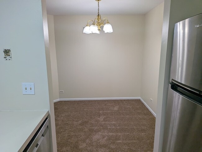 Building Photo - 5S455 Scots Dr