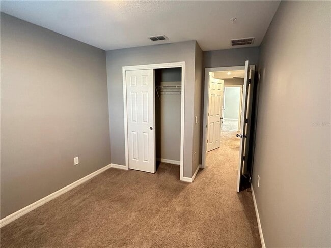 Building Photo - 10834 Wyne Tree Ct