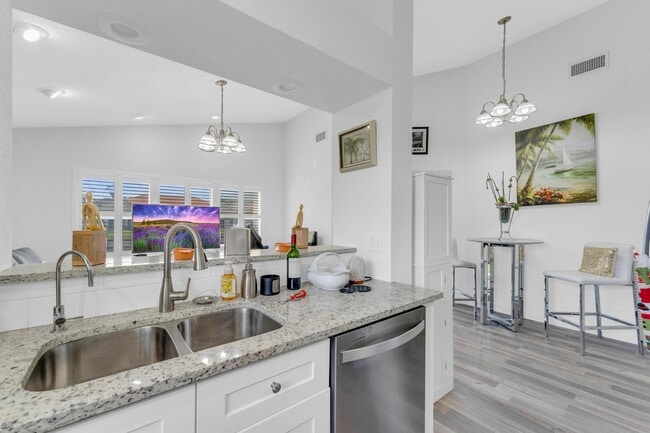 Building Photo - 11120 Sangria Ct
