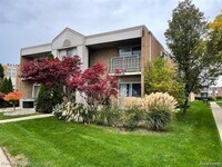 Building Photo - 1603 Cass Lake Rd