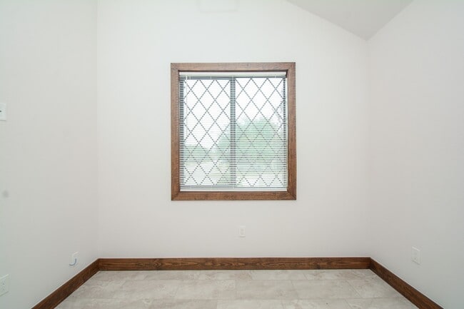 Building Photo - 29525 Turnbury Village Dr