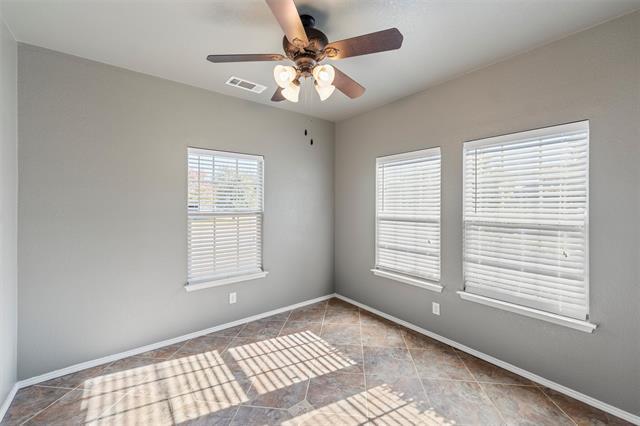 Building Photo - 500 Braewick Dr