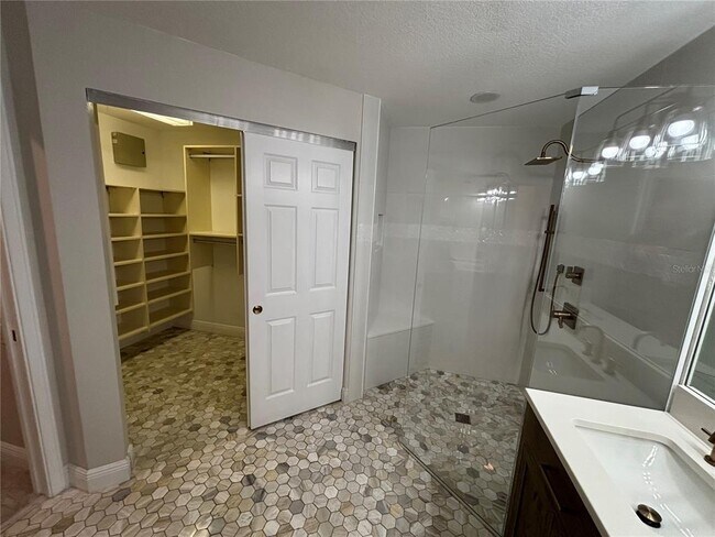 Building Photo - 6536 Moorings Point Cir
