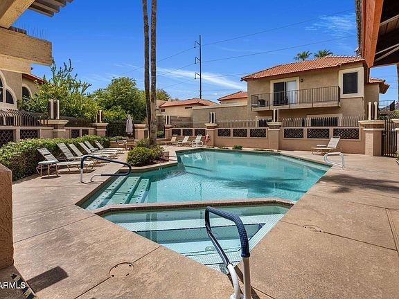 Building Photo - 10410 N Cave Creek Rd