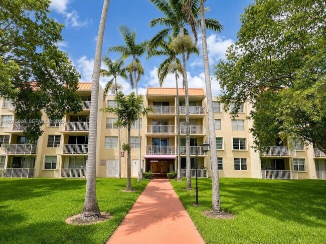Building Photo - 13100 SW 92nd Ave