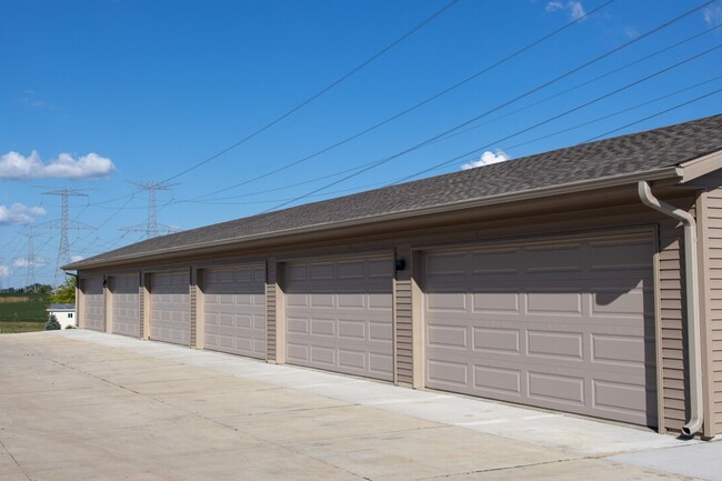 1 Garage Parking Spot Included in Rent - Prairie Creek of Morton