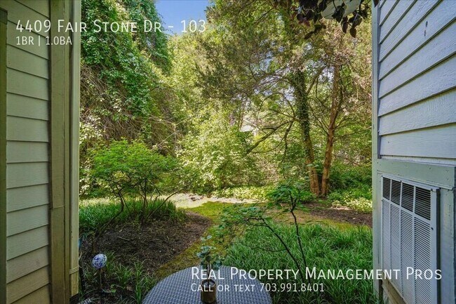 Building Photo - 4409 Fair Stone Dr