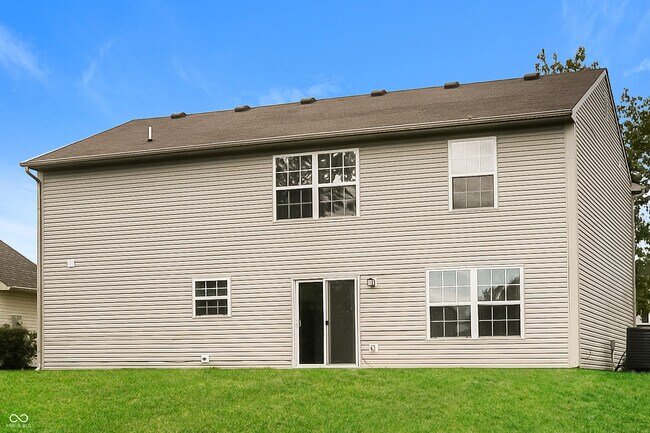 Building Photo - 265 E Pine Ridge Dr